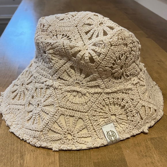 House of Harlow 1960 Cream Crocheted Cotton Fabric Hat O/S - Picture 3 of 6